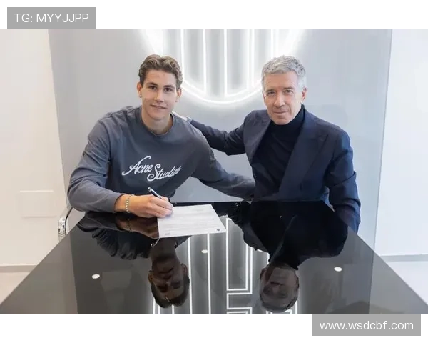 博洛尼亚签20岁挪威中卫赫兰